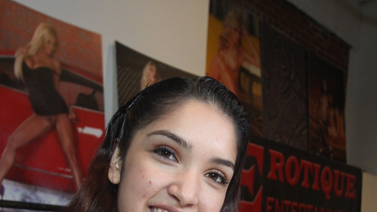 Jericha Jem Taking Cock